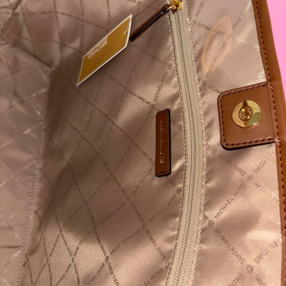 $398 Michael Kors Maeve Largo Canvas Open Tote Business Travel Carryon Handbag - Picture 10 of 10